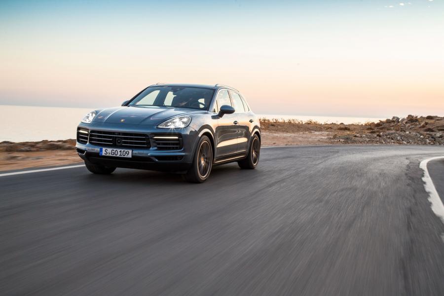  Porsche Cayenne 2017 года  (WW) (фото 16 из 41)